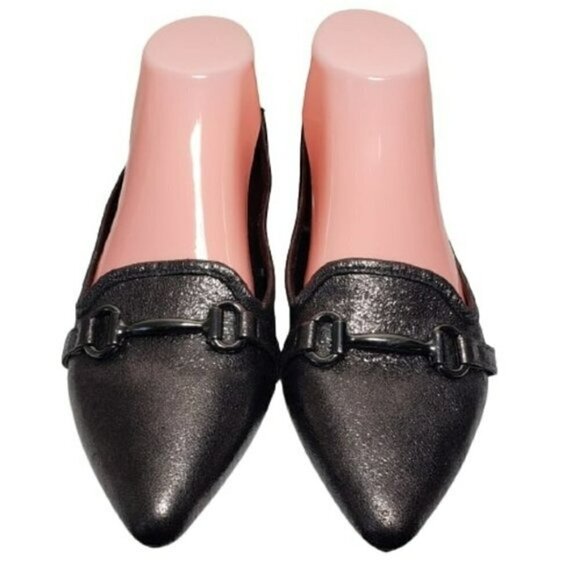Report Jitterbug Closed Pointed Toe Slip-On Flats - Picture 1 of 7
